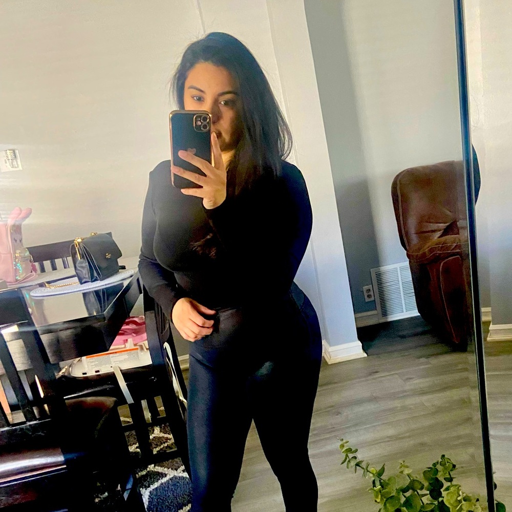 Meet your Posher, Veky